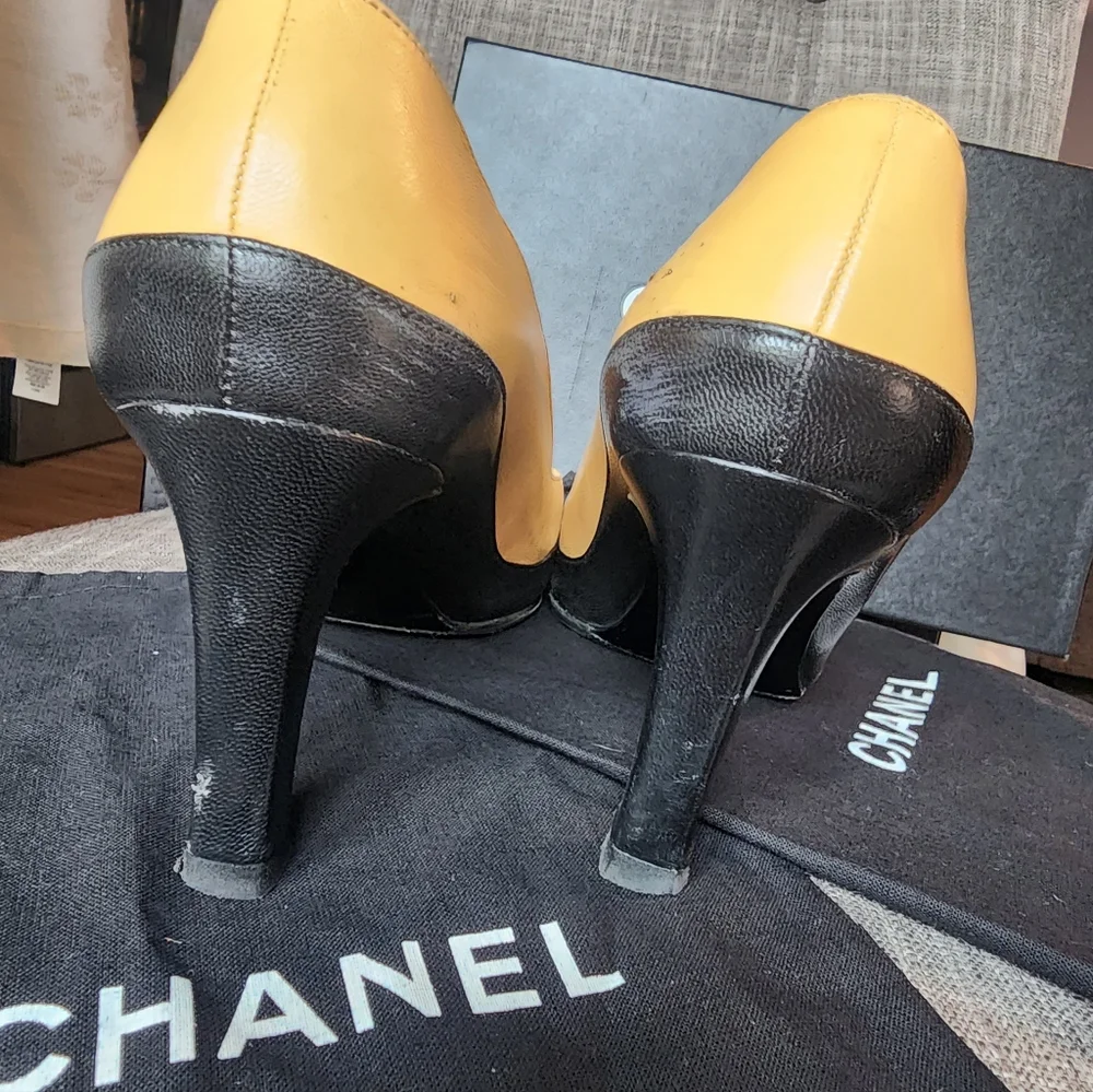 Authentic CHANEL Black and Tan Heels - Picture 14 of 15